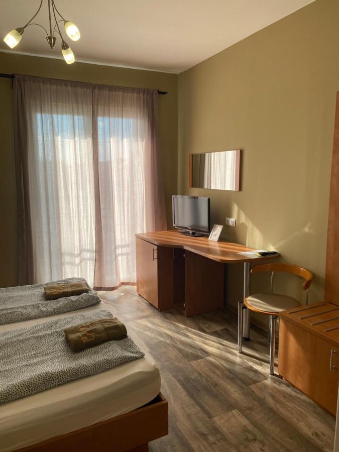 Kalcit Tourist Motel Belapatfalva Dış mekan fotoğraf