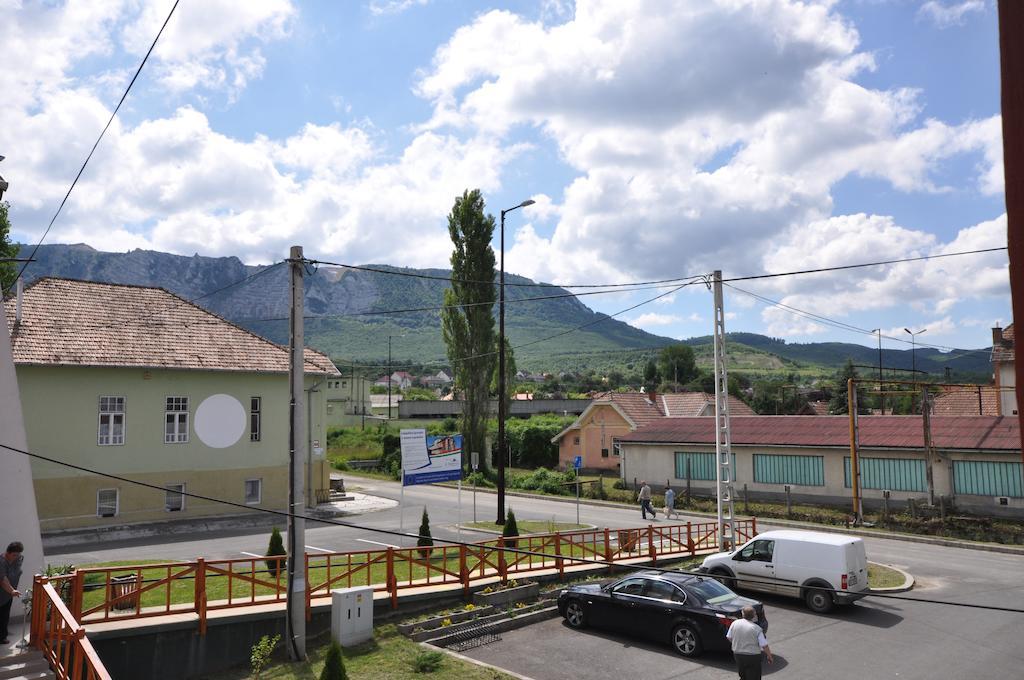 Kalcit Tourist Motel Belapatfalva Dış mekan fotoğraf